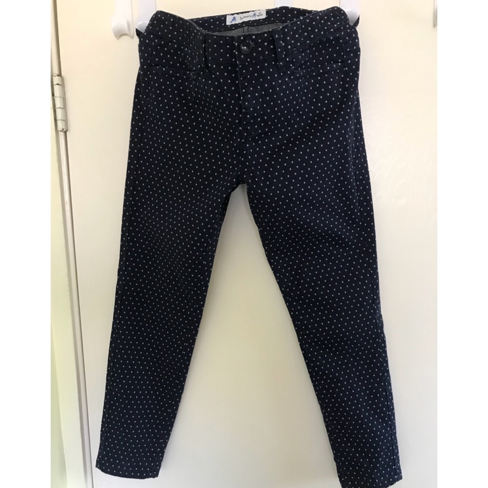 White star prints pants